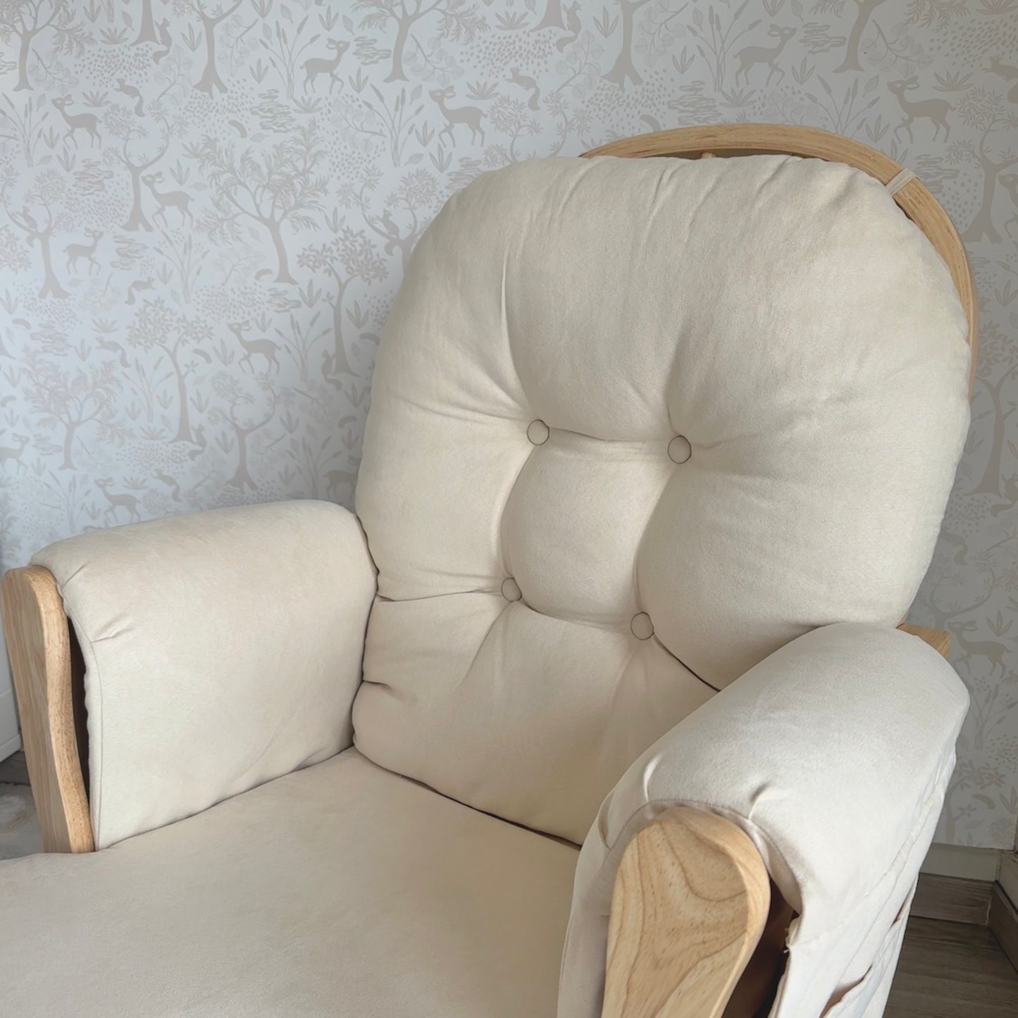 Mecedora Triana - Tela Beige / Madera Natural