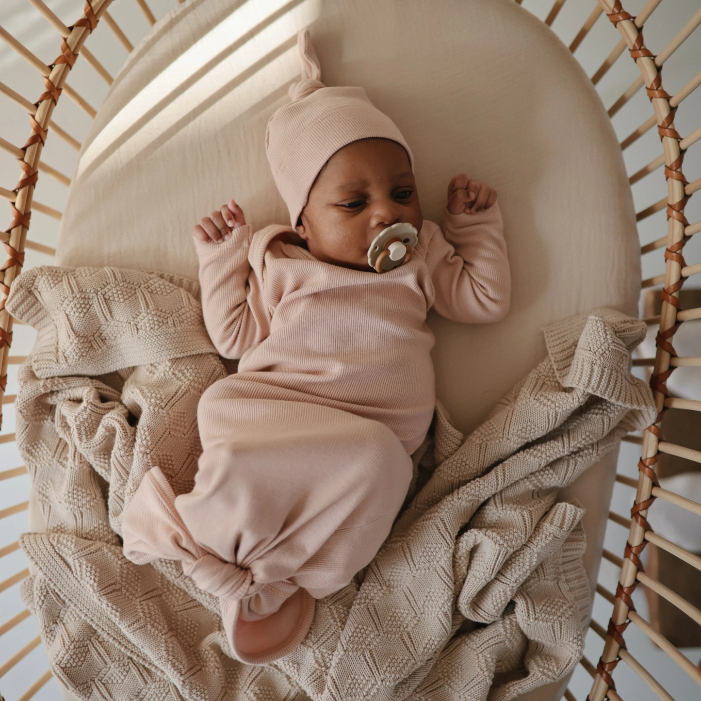 Conjunto de Mameluco y Gorro de Bebe - MSH - Rosa