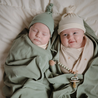 Conjunto de Mameluco y Gorro de Bebe - MSH - Marfil