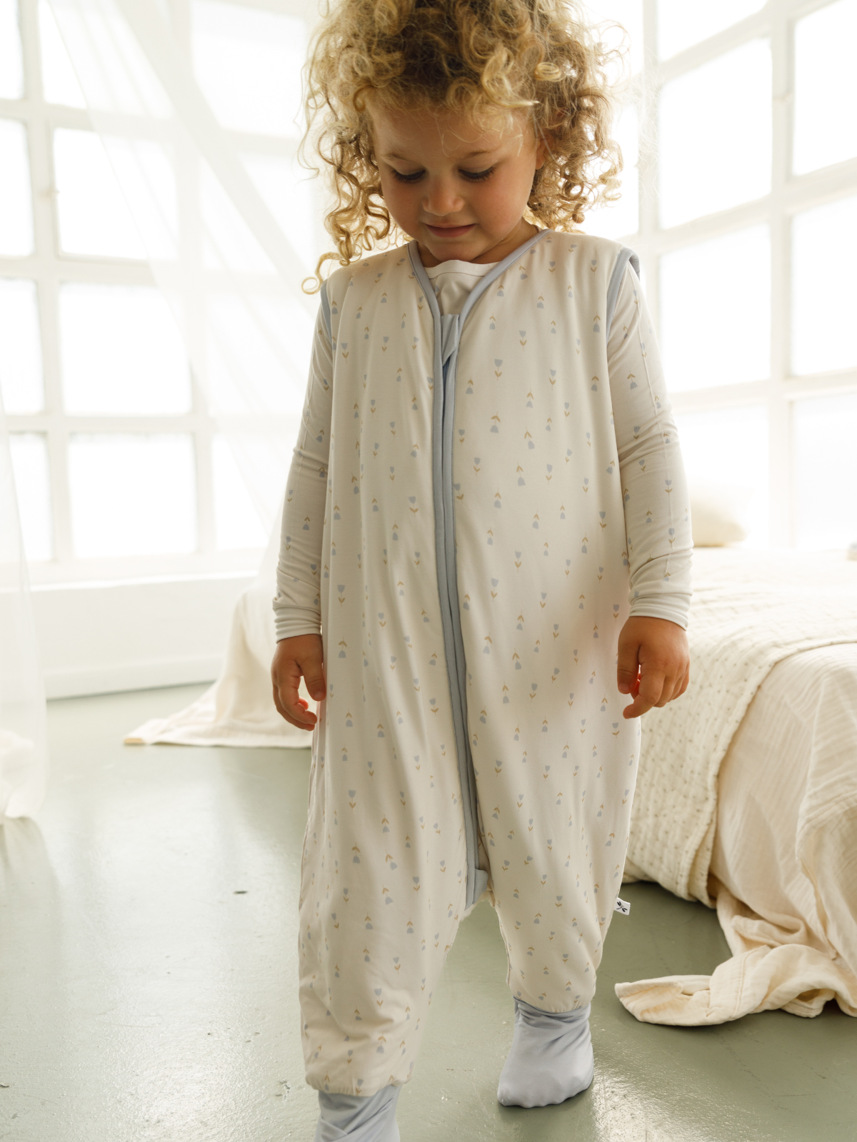 Tulips Bamboo Sleeping Bag with feet - TOG 2.5