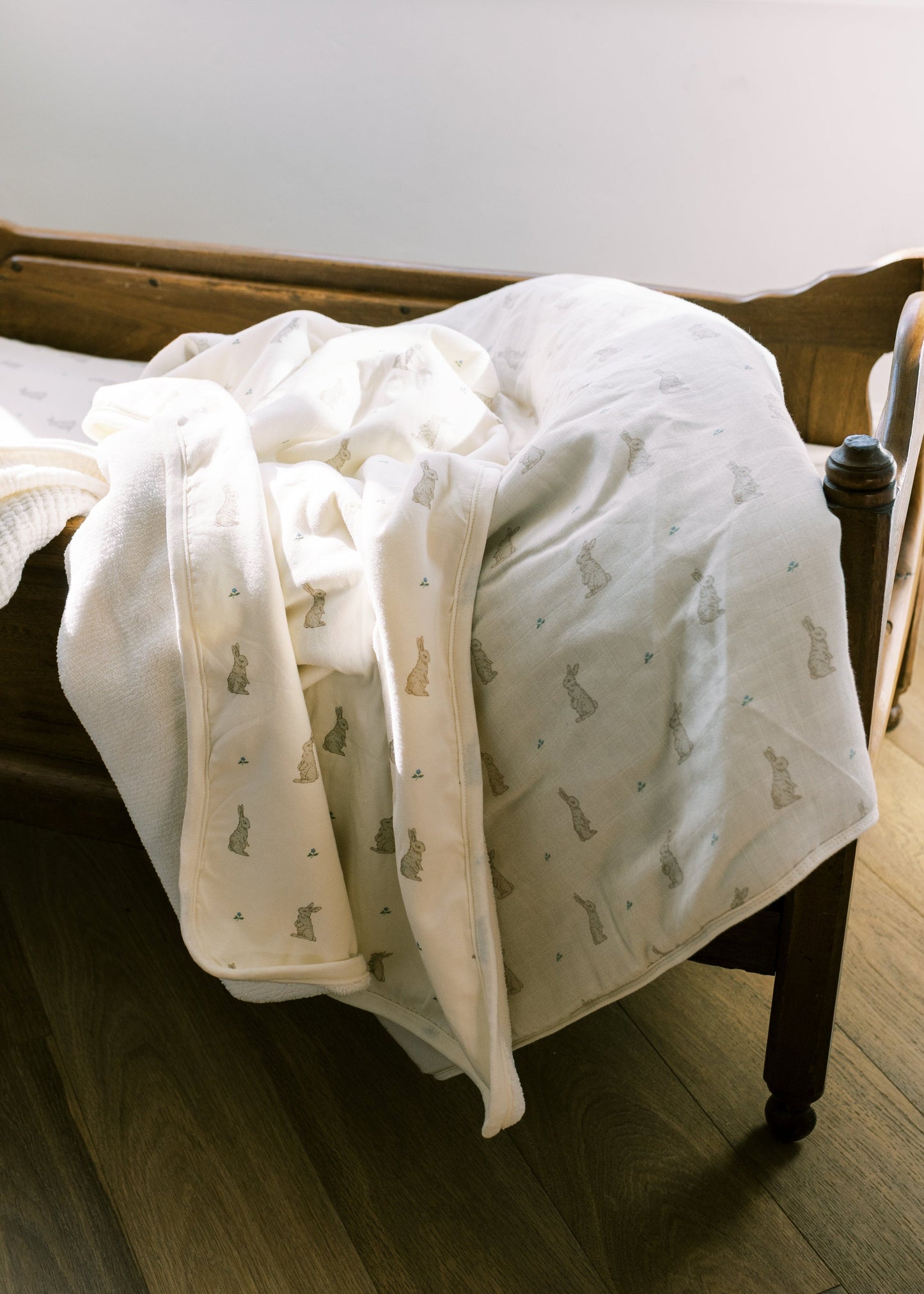 Cobija Cuddle de Jersey y Plush - Bunny
