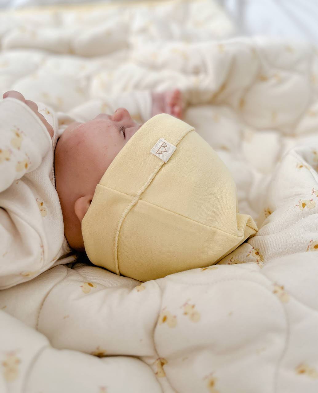 Baby Hat - NB - Banana