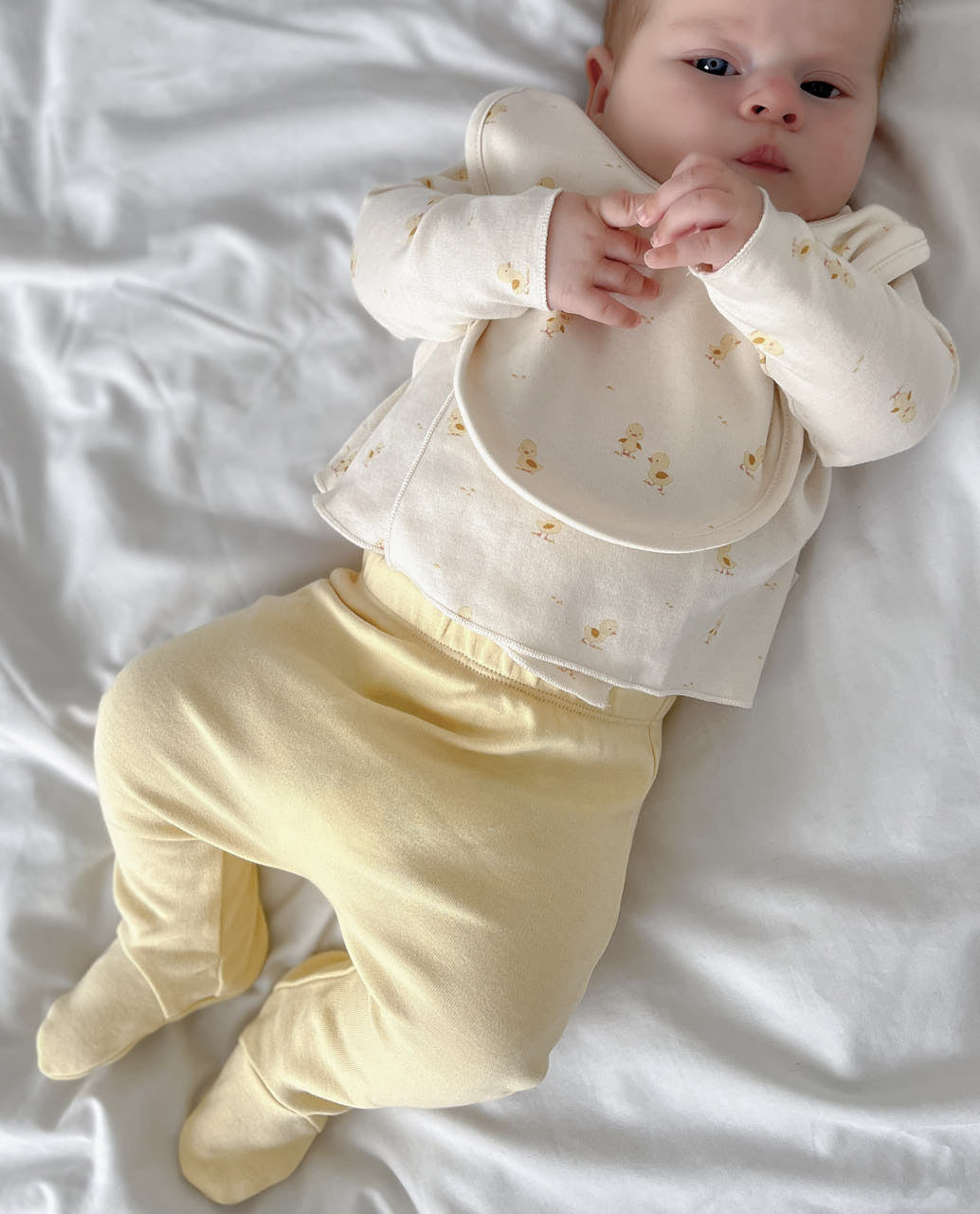 Knitted Baby Set - NB - Duckling