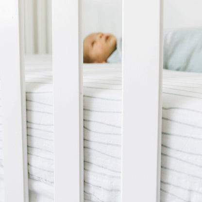 Sábana de Cuna - Cotton Muslin - Breezy Stripe