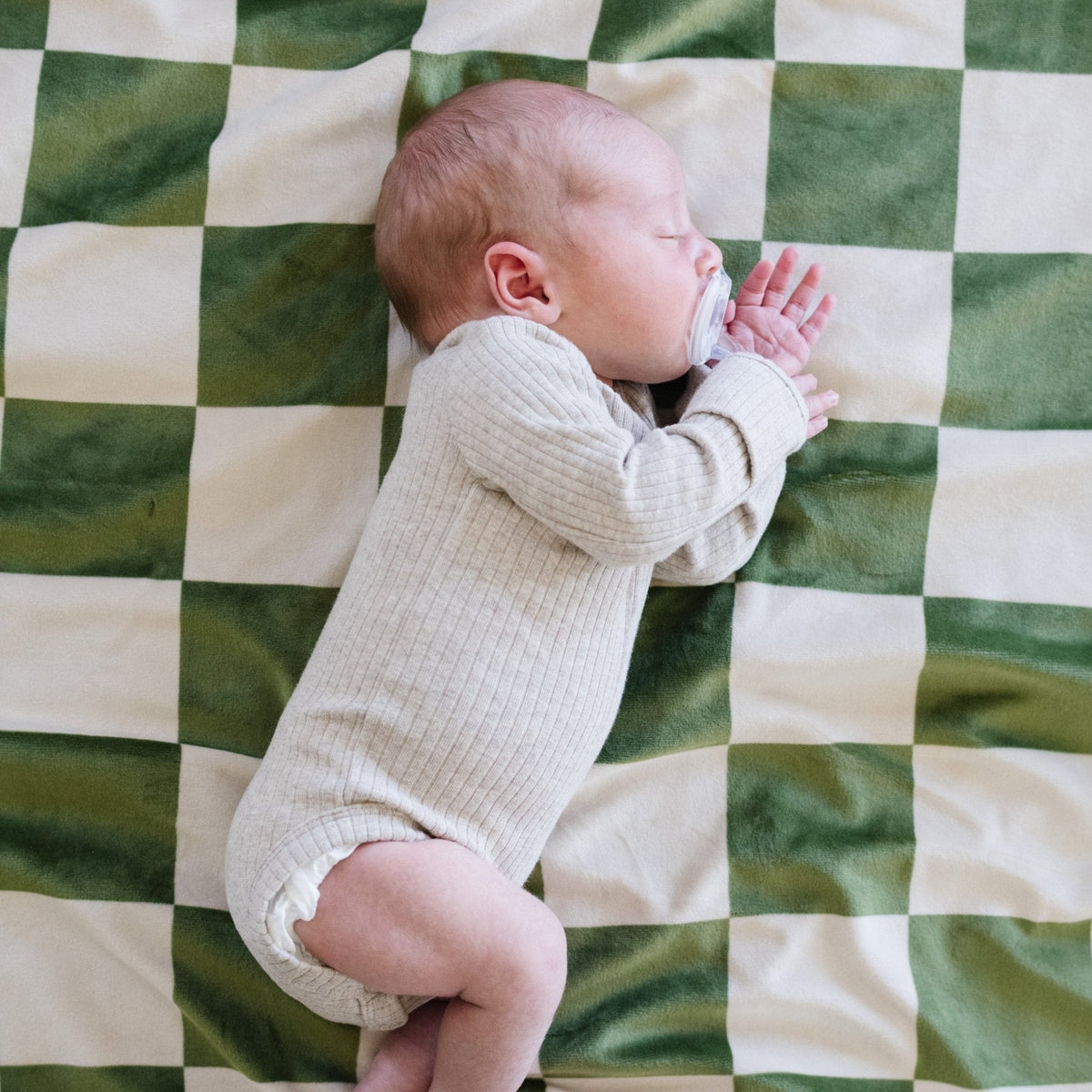 Cobija Minky Stretch - Olive Checkered