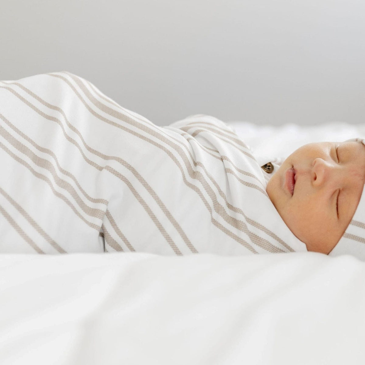 Swaddle Elástico - Taupe Stripe