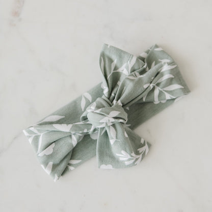 Hat & Bow - Bow Sweet Alyzzum
