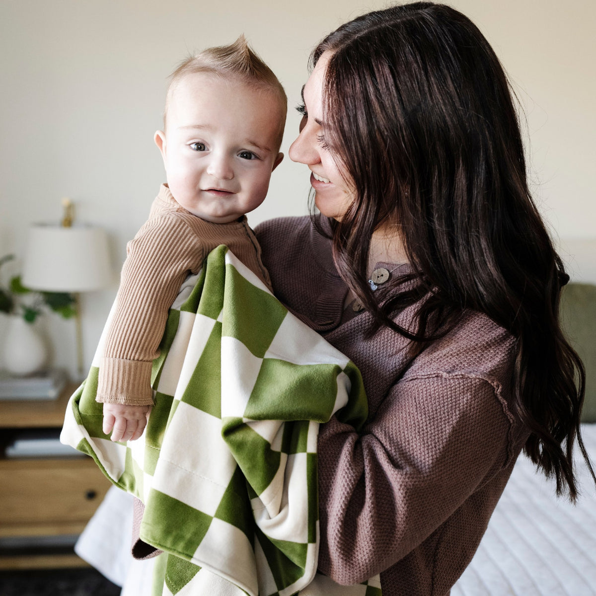 Cobija Minky Stretch - Olive Checkered